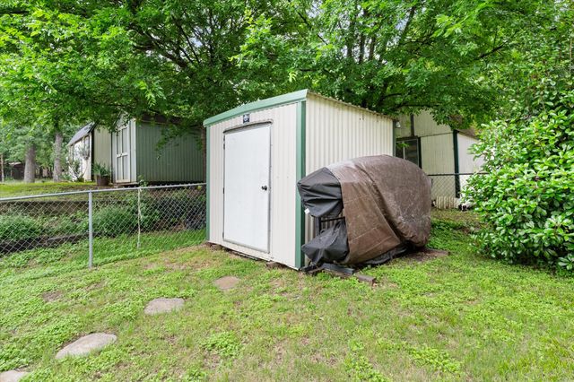 510 Nob Hill Lane, Seven Points, TX 75143