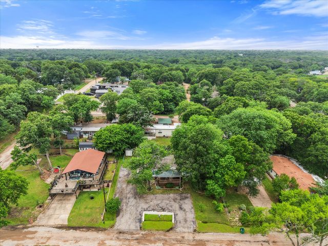 510 Nob Hill Lane, Seven Points, TX 75143