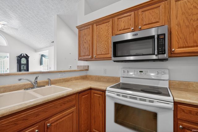4674 Ironstone Lane, West Lafayette, IN 47906