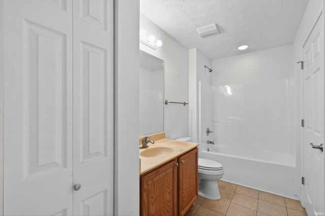 4674 Ironstone Lane, West Lafayette, IN 47906