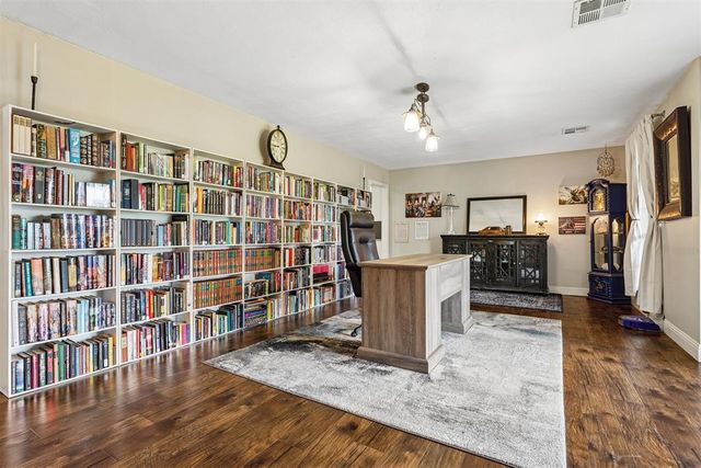 11801 Bevenshire Road, Oklahoma City, OK 73162