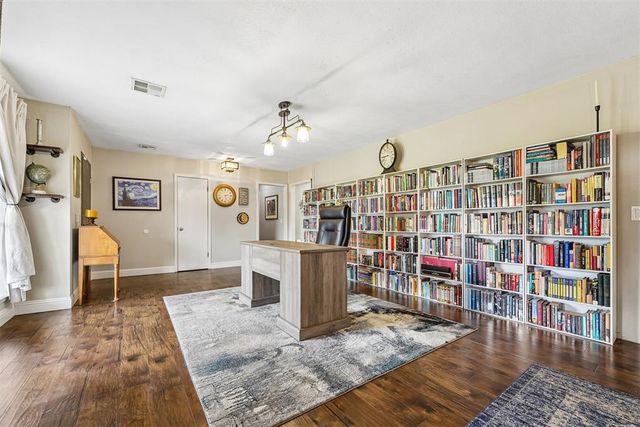 11801 Bevenshire Road, Oklahoma City, OK 73162