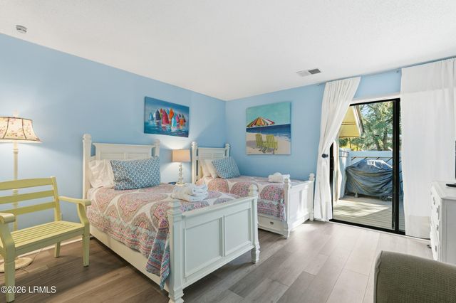 108 N Sea Pines Dr Apt 548, Hilton Head Island, SC 29928