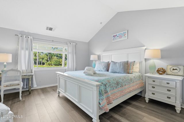 108 N Sea Pines Dr Apt 548, Hilton Head Island, SC 29928