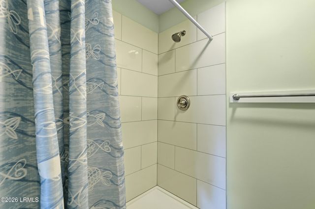 108 N Sea Pines Dr Apt 548, Hilton Head Island, SC 29928