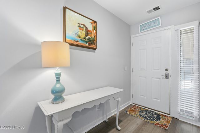 108 N Sea Pines Dr Apt 548, Hilton Head Island, SC 29928