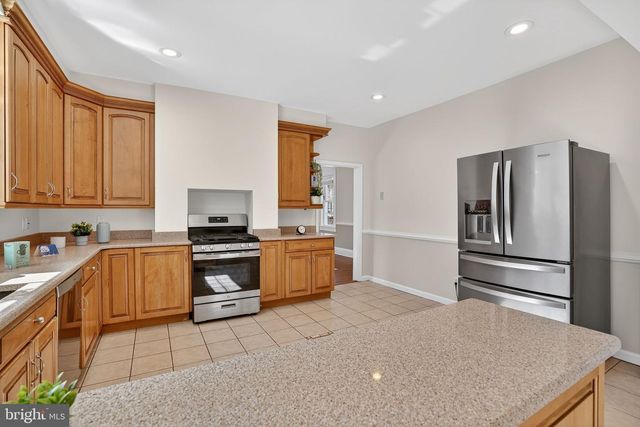 1007 ROLAND HEIGHTS AVE, Baltimore, MD 21211