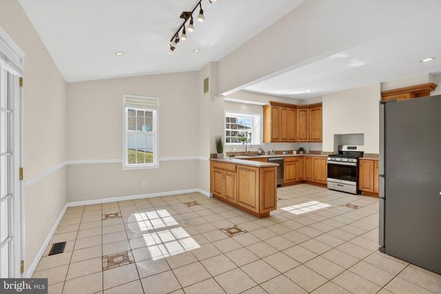 1007 ROLAND HEIGHTS AVE, Baltimore, MD 21211