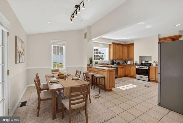 1007 ROLAND HEIGHTS AVE, Baltimore, MD 21211