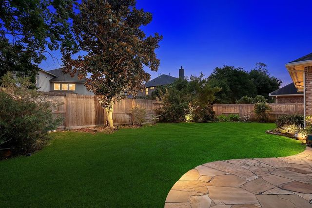 18722 Duke Lake Drive, Spring, TX 77388