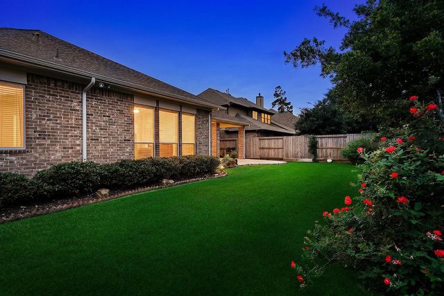 18722 Duke Lake Drive, Spring, TX 77388