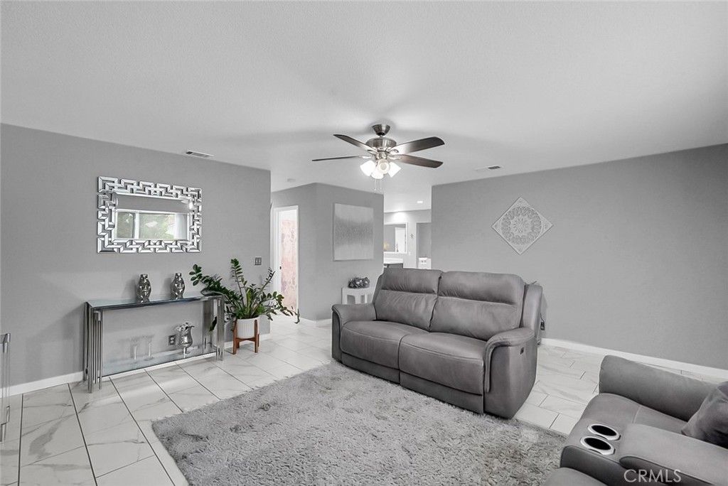 Image 13 of property listing at 3716 Georgeann, Ceres, CA 95307