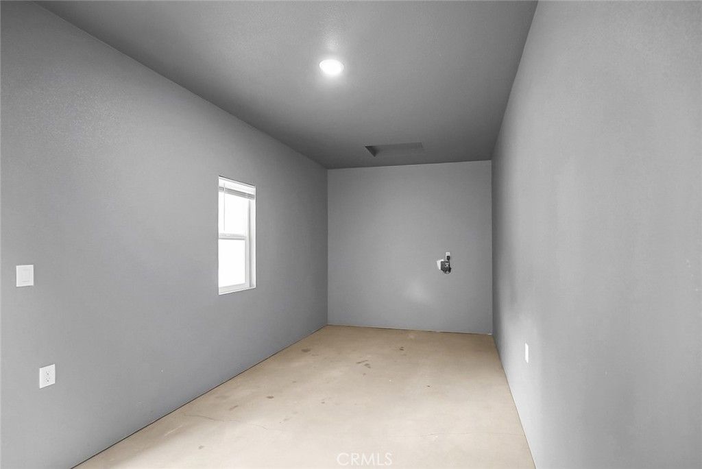 Image 8 of property listing at 3716 Georgeann, Ceres, CA 95307