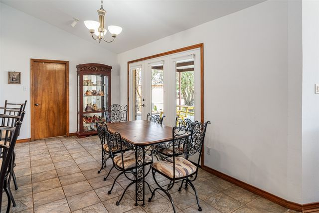 101 E Beverly Drive, Malakoff, TX 75148