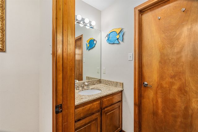 101 E Beverly Drive, Malakoff, TX 75148