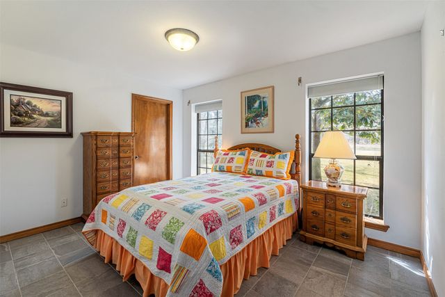 101 E Beverly Drive, Malakoff, TX 75148