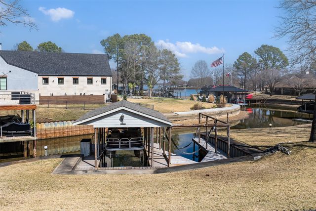 101 E Beverly Drive, Malakoff, TX 75148