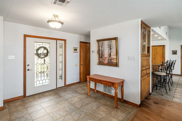 101 E Beverly Drive, Malakoff, TX 75148