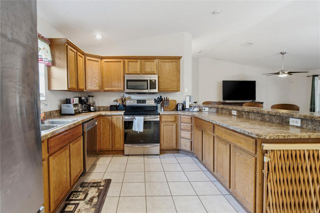 16723 SE 173RD TERRACE ROAD, Weirsdale, FL 32195