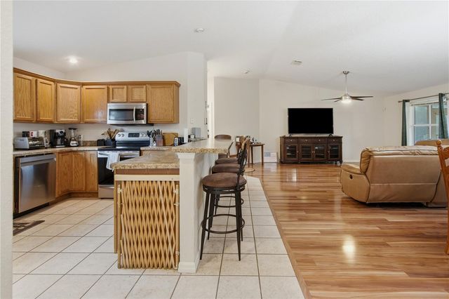 16723 SE 173RD TERRACE ROAD, Weirsdale, FL 32195
