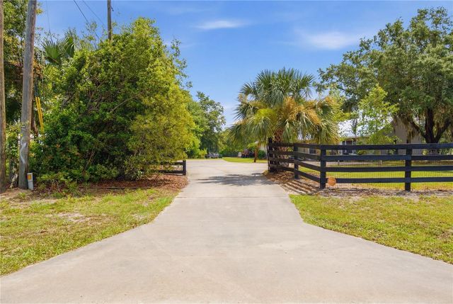 16723 SE 173RD TERRACE ROAD, Weirsdale, FL 32195