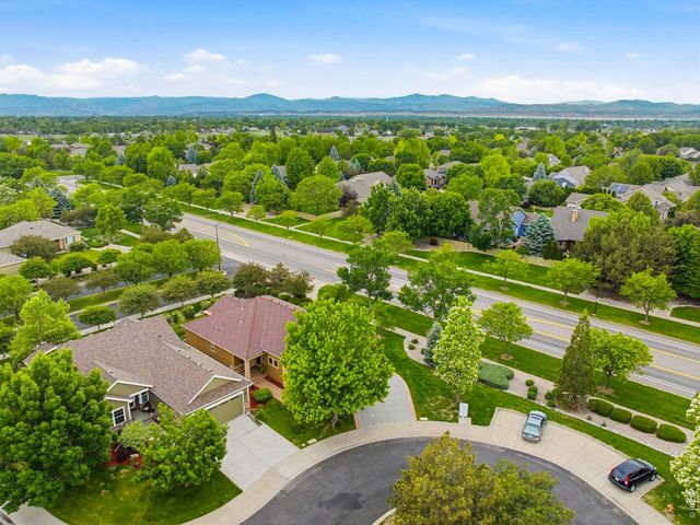 3285 Current Creek Ct, Loveland, CO 80538