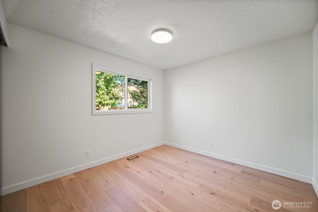 7235 NE 9th Ave, Portland, OR 97211