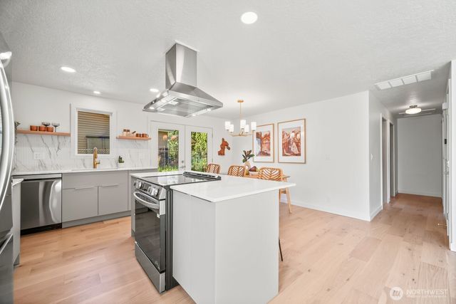 7235 NE 9th Ave, Portland, OR 97211