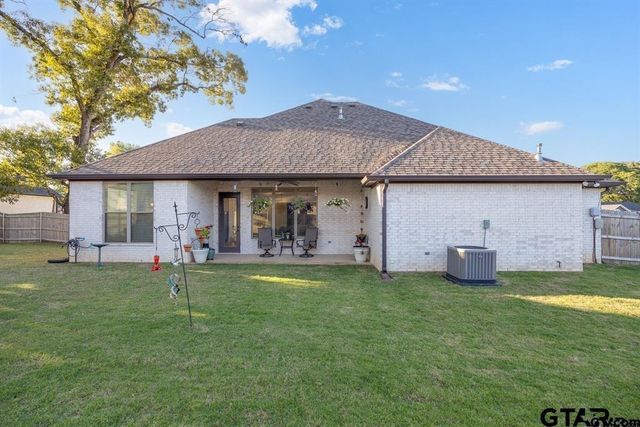 110 Rose Row, Winona, TX 75792