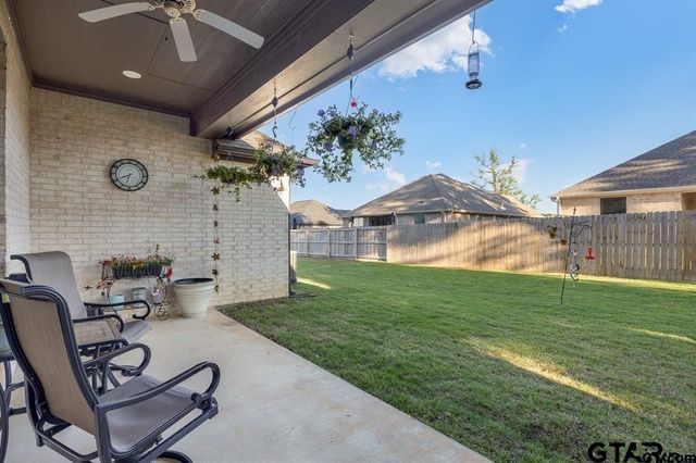 110 Rose Row, Winona, TX 75792