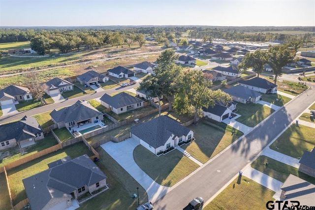 110 Rose Row, Winona, TX 75792