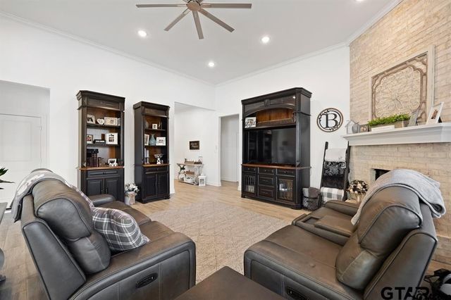 110 Rose Row, Winona, TX 75792
