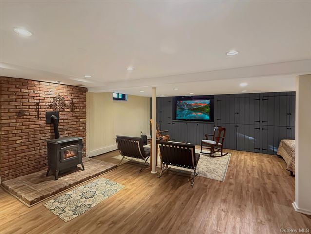 10 Spruce Lane, Garrison, NY 10524