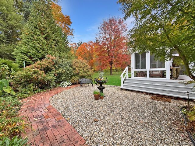10 Spruce Lane, Garrison, NY 10524