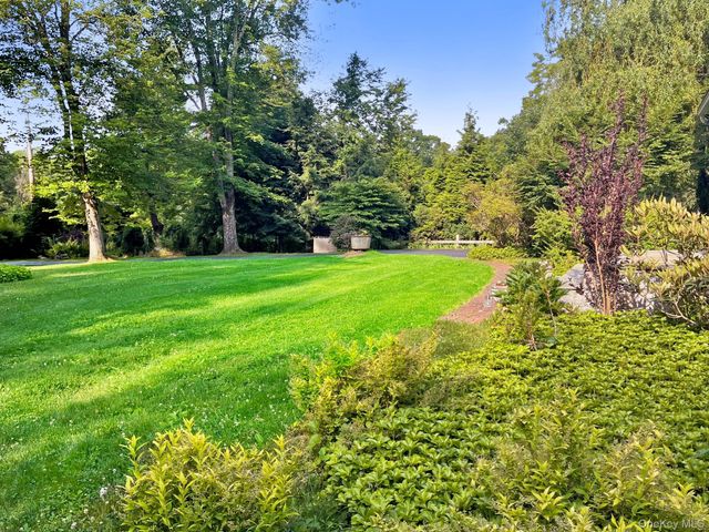 10 Spruce Lane, Garrison, NY 10524