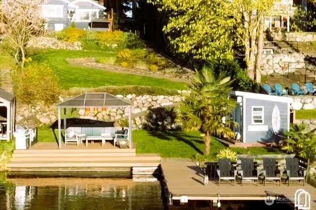 10040 Dekoven Drive SW, Lakewood, WA 98499