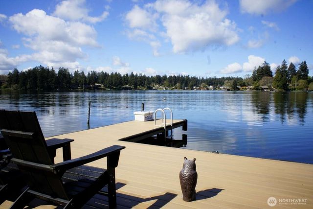 10040 Dekoven Drive SW, Lakewood, WA 98499