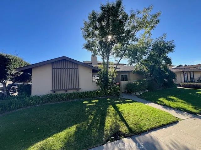 408 W La Veta, Orange, CA 92866
