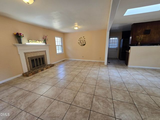 2601 Bradford Place, Raleigh, NC 27610