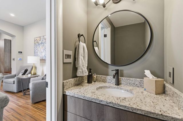 206 Wade Street, Cincinnati, OH 45202