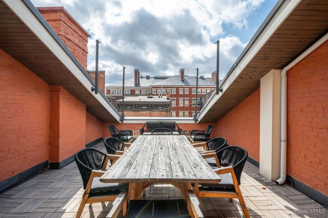 206 Wade Street, Cincinnati, OH 45202