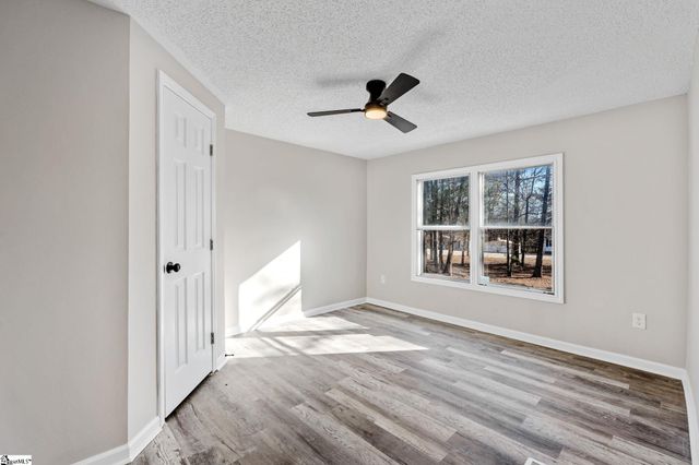 200 Country Walk Lane, Simpsonville, SC 29680