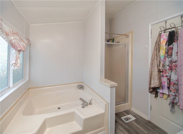 15894 35th Avenue, Clearlake, CA 95422