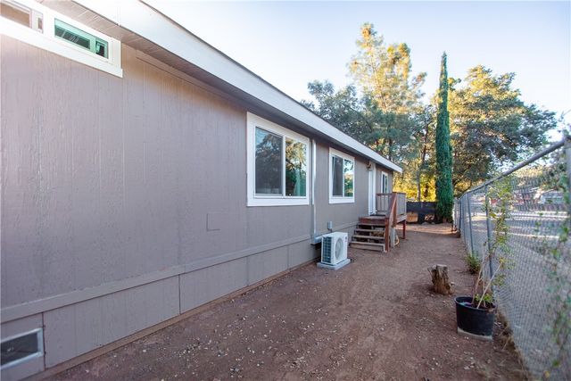 15894 35th Avenue, Clearlake, CA 95422