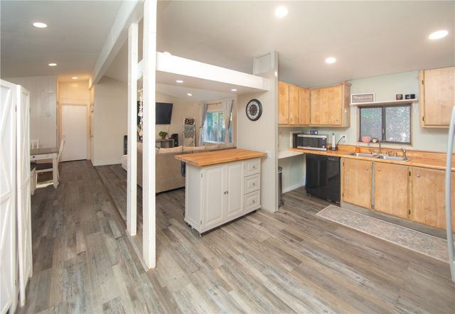 15894 35th Avenue, Clearlake, CA 95422