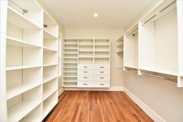 40 Voss Terrace, Newton, MA 02459