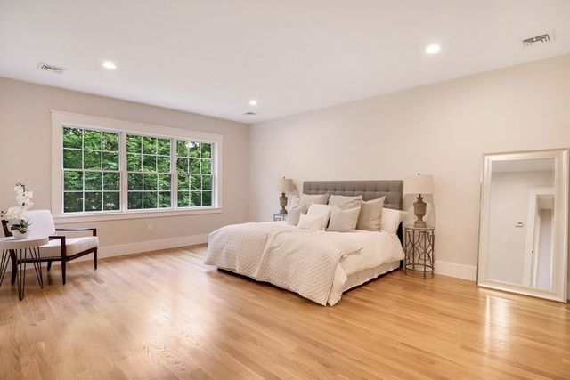 40 Voss Terrace, Newton, MA 02459
