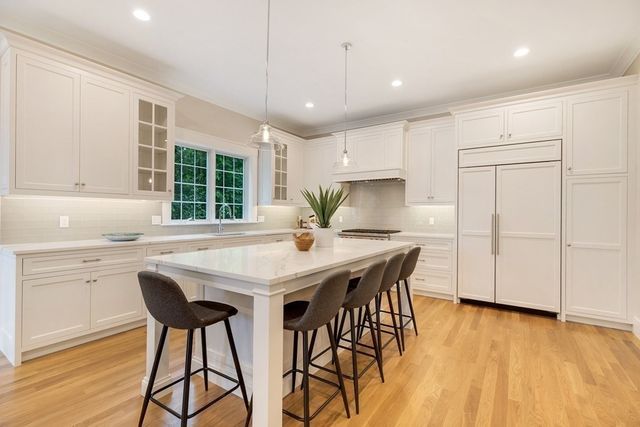 40 Voss Terrace, Newton, MA 02459
