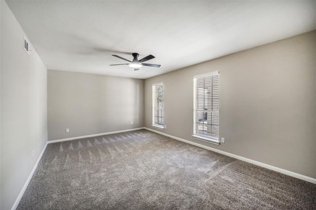 7834 Vickijohn Drive, Houston, TX 77071