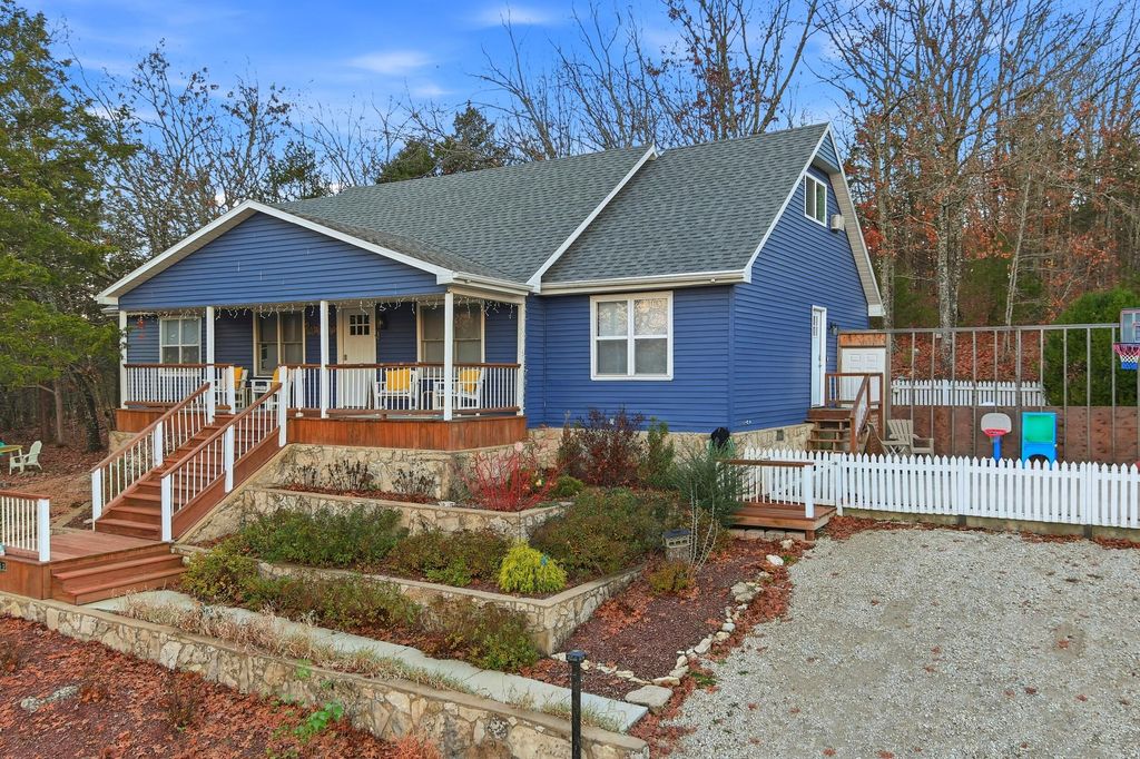 163 Boyd Avenue, Branson, MO 65616